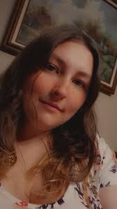 I need a hair stylist who specializes in color corrections and vivid colors  1 is what I have now and 2 is what I'm wanting done I live near the Olathe  and