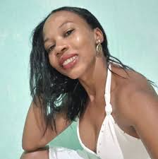 Mulher é AGREDIDA com mais de 60 socos pelo namorado 😔😟