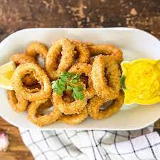 Restaurant Style Fried Calamari At Home Calamares Fritos Recipe Recipe Fried Calamari Frito Recipe Recipes