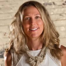 Holly Benner's Instagram, Twitter & Facebook