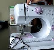 Machine à coudre pas chère sur AliExpress et ce n'est pas un jouet!