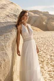 Luxus brautkleid hochzeitskleid weiß nach maß. Brautmode Koln Brautkleider 2021 Festtruhe Brautmode Abendmode