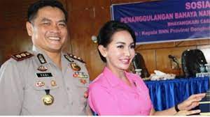 Jaksa pinangki di pengadikan tipikor jakarta. Biodata Akbp Napitupulu Yogi Yusuf Suami Jaksa Pinangki Yang Disorot Setelah Dimutasi Kapolri Surya