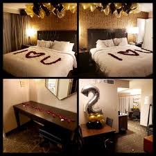 Romantic Birthday Hotel Room Set Up Svjonespartyplanning Santajones87 Romantic Hotel Rooms Romantic Room Surprise Hotels Room
