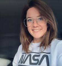 Kendell Baker's Instagram, Twitter & Facebook