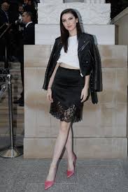 Como combinar una falda negra 【¿viste la última tendencia. Como Combinar Una Falda Negra Para Que Tu Look No Sea Aburrido