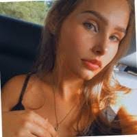 Sarah Puglisi's Instagram, Twitter & Facebook