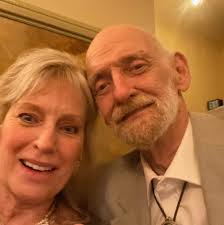 Is it okay to sell guitar related items in this group?