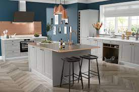 2019 shallow sport sport 21 very low hours.see more ideas about kitchen remodel, kitchen inspirations, kitchen design. Shaker Kitchen In Fossil Grey Wren Kitchens