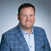 Steven Putt's Instagram, Twitter & Facebook