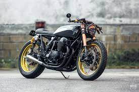Customer Request A Honda Cb750 Built To Spec Cb750 Cafe Racer Cafe Racer Honda Cb750