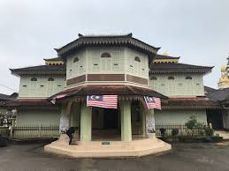 Madrasah rahmaniah, pondok lubuk tapah, 17200 lemal, pasir mas. Islamic Museum