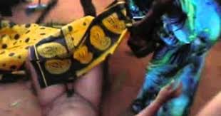 Tunakusogezea shuhuli zote za, uswahilini, uswazi, kibao kata, baikoko, singeli, kanga moko, kigodoro, vigodoro, ndembendembe. Wanawake Wacheza Wakiwa Uchi Wa Mnyama Kwenye Kigodoro Sherehe Za Uswazi Youtube Projects To Try Places To Visit
