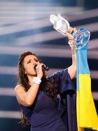 Petra mede & måns zelmerlöw slogan: Eurovision 2016 Is This The Most Awkward Moment Of The Contest Tv Radio Showbiz Tv Express Co Uk