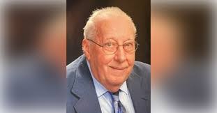 Steven Kee's Instagram, Twitter & Facebook