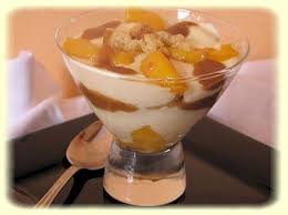 Verrine Aux Peches Et Son Crumble Au Caramel Recette Crumble Alimentation Recette Dessert Leger