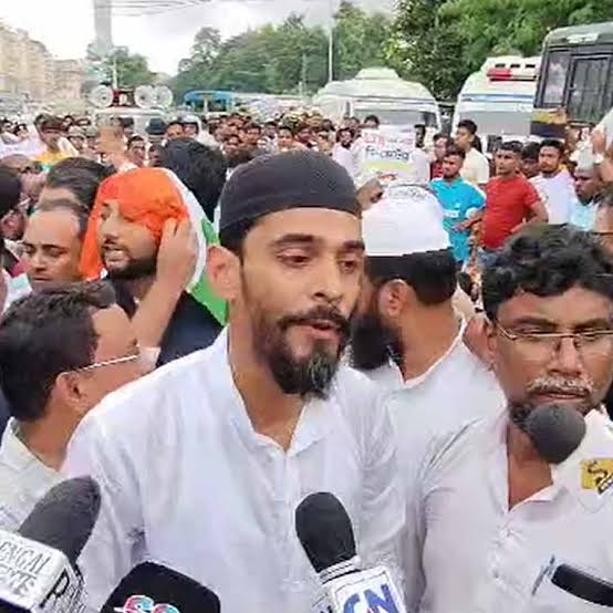 Naushad Siddiqui | Chaos over protest at Dharmatala led by ISF leader Naushad Siddiqui dgtl - Anandabazar