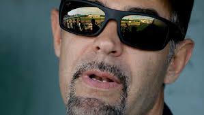 Mike Lowell says Marlins can win back angry fans