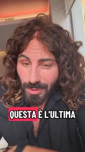 Iniziamo con i casting di Cambio look in palio per la protagonista scelta  ci saranno più di 300€ di servizi omaggiati per i capelli oltre che Make Up  e outfit che ci aiuteranno per lo stravolgimento ...