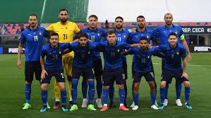 Damit stehen die azzurri als erstes team der em 2021 im achtelfinale. Squadra Azzurra Teste Dein Italien Wissen Jetzt Im Em Quiz Argoviatoday