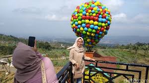 .imur 66254 lokasi nyawangan park tiket masuk nyawangan park hutan pinus nyawangan park jikalau tulungagung diatas : Besok 2 Objek Wisata Kuningan Gratiskan Tiket Masuk