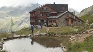 Fidelitashütte is close to hochwildehaus. Alpenvereinshutten Schutz Bei Einer Bergtour Tirol In Osterreich