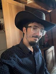 Hey guys! Sorta new guy here, just hit rank 11, I wanna ask about advice  for bugs vs the terminator things, (i know their name buuut come on😂) also  with builds and