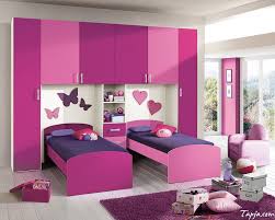 Teen bedroom decor for teenage girls are a little different than teen boys as girls want their bedrooms to look more friendlier and feminine. Pink And Purple Girl Bedroom Ideas Novocom Top