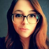 Holly Bouchard's Instagram, Twitter & Facebook