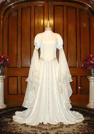 Guenivere Renaissance Wedding Dress Gown Maybe Medieval Wedding Dress Renaissance Wedding Dresses Wedding Dresses