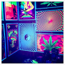 Blacklight Posters Mind S Eye Print In Particular The Choppy Spinny Color Circle One Black Light Room Chill Room Hippy Room