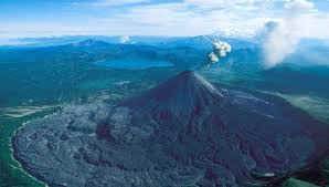 Un equipo de geólogos de la universidad de utah. Emisoras Unidas 18 Volcanes Amenazan A Estados Unidos
