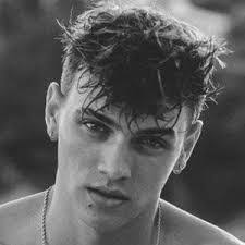 Gabriel Guevara's Instagram, Twitter & Facebook