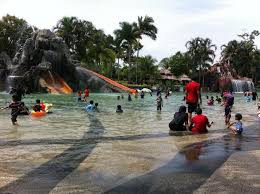 Dah nama pun hot spring kann. Perak Taman Rekreasi Air Panas Sungai Klah Ini Blog Dr Singa