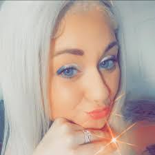 Amber Wilford's Instagram, Twitter & Facebook