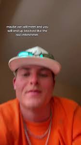 Austin Eversole's Instagram, Twitter & Facebook