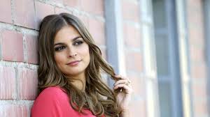 Concluiu o ensino secundário na escola secundária garcia de orta (porto). Benedita Pereira Separa Se Do Marido Social Sabado