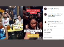 Denise chariesta merupakan selebgram sekaligus tiktokers yang beragama kristen. Warganet Bandingkan Denise Chariesta Dengan Raffi Ahmad