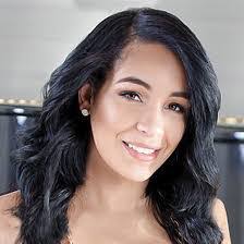 Monique Mosley's Instagram, Twitter & Facebook