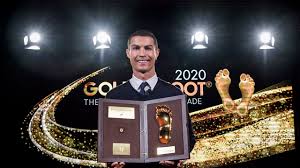 The news is made by cristiano ronaldo on july 3 2010 through his official pages in facebook and twitter. Ronaldo Receives The Golden Foot Award Juventus