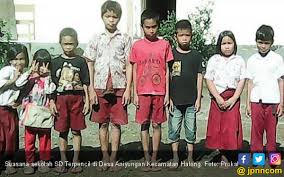 Merupakan tahap pengumpulan data, survey lokasi, pembuatan treatment hingga script, asistensi hingga persetujuan. Bu Guru Honorer Puluhan Tahun Di Pedalaman Gaji Rp 250 Ribu Jpnn Com