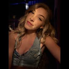 Are any restaurants open for Xmas eve?