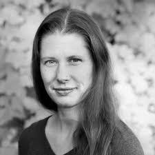 Heidi Barr's Instagram, Twitter & Facebook