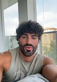 Baklava Dreams: A Trendy Greek Treat