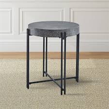 The tabletop is also removable, making it perfect as an impromptu cocktail tray. Steve Silver Morgan Round Mottled Gray And Black Metal Base End Table Walmart Com Walmart Com