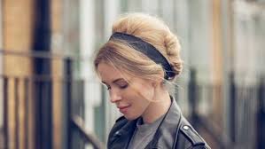 See more ideas about 60s hair, 1960s hair, hair styles. Vintage 60s Hairstyles How To Re Create 2 Iconic Styles On Your Own