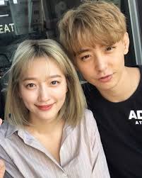 Hyun Woo And Pyo Ye Jin Are Officially Dating Pinterest Iliyananatasha Secretarykim Witchlove Hyun Woo Korean Idol Short Hair Styles