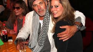 View all elke best pictures. Francesca Kohlund Gestorben Elke Best Heute Christian Kohlund Privat Schwerer Verlust So Lebt Das Tv Raubein Mit Der Sonoren Stimme Heute News De Christian Kohlund Verlor Im 2014 Seine Geliebte