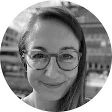 Kim Sattler's Instagram, Twitter & Facebook