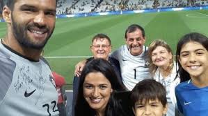 In february, alisson's dad tragically died after drowning in a lake in brazil. Alisson Perde O Pai Duas Semanas Apos Klopp Perder A Mae Vinda Ao Brasil Ainda E Incerta Esporte Extra Online
